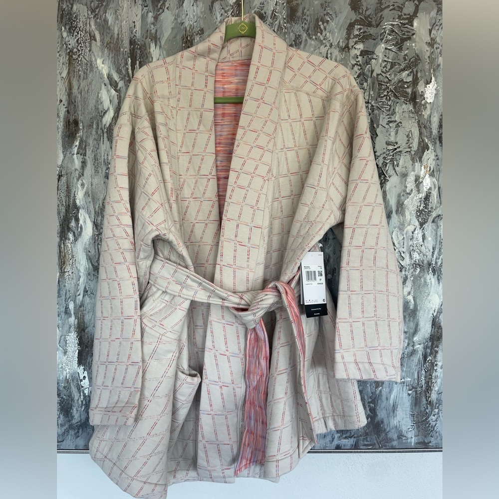 Women NIKE YOGA NWT Therma-FIT Luxe Reversible Top DX6375 Kimono Tie Front-1X